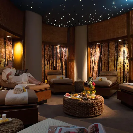 Imperial Hotel 4*