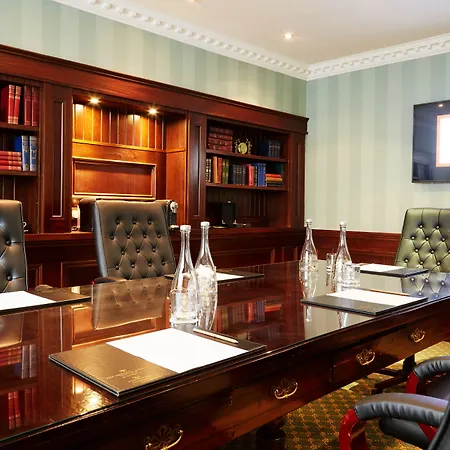 インペリアル シティ 4* コーク