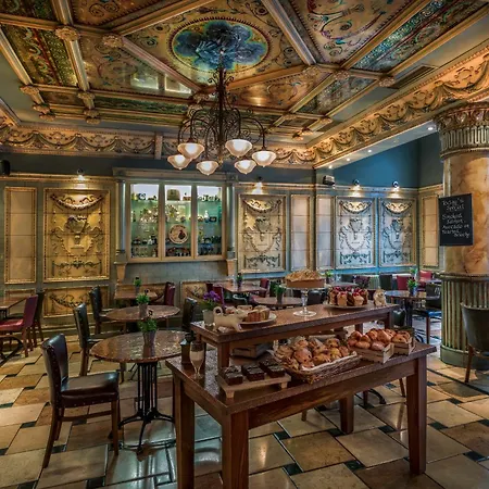 ホテル インペリアル シティ 4*