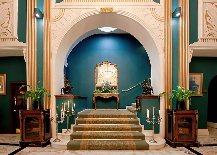 インペリアル シティ 4*