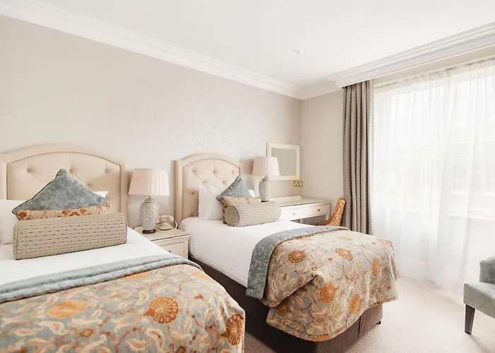 インペリアル シティ 4* コーク